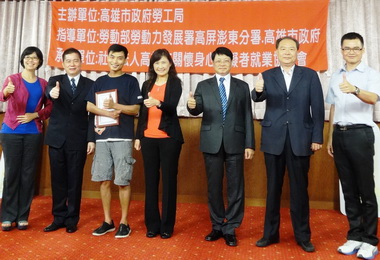 成立清潔大師工作隊十年有成(圖)