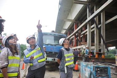 88線大發交流道匝道下陷江玲君：盡快修復(圖)