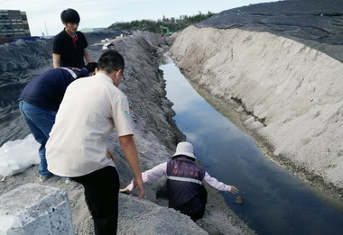 市府要求業者清除遭污染的清水土地(圖)