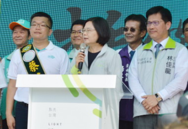 蔡其昌總部成立數千人到場相挺(圖)