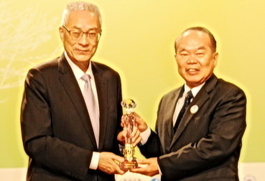 中鋼獲永續典範公司獎及年度最佳企業永續報告獎(圖)