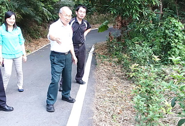 視察遊憩設施林政則肯定林明溱(圖)