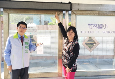 梧棲公車亭近電廠卻遲未接電引民怨(圖)