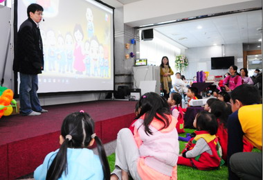 童綜合醫院設置兒童閱讀區(圖)