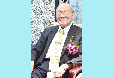 前省農林廳長許文富 總統府褒揚(圖)