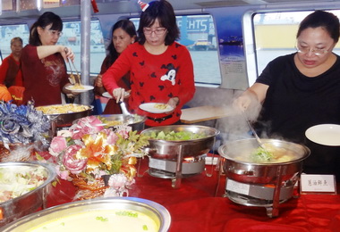 元月生遊港餐船有優惠(圖)