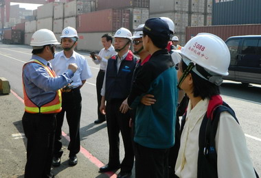 航港局辦高雄港危險品安全督導複查(圖)