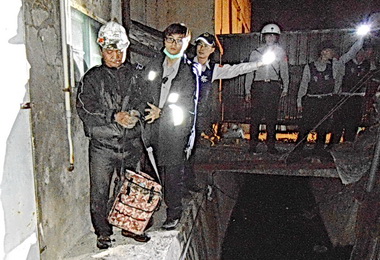 男子酒駕 求情不成反襲警(圖)