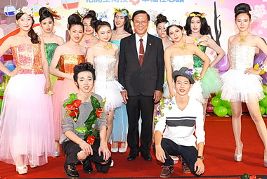 花卉嘉年華26日開幕 今先熱場(圖)