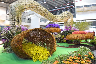 花卉嘉年華南投百花爭豔 迎客(圖)