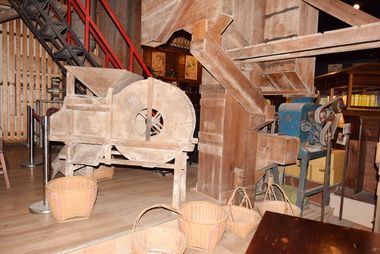 萬豐舊谷倉脫胎換骨變為阿罩霧柑仔店(圖)