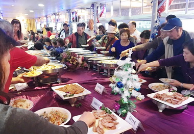 獨特海上餐船春酒尾牙包船有優惠(圖)