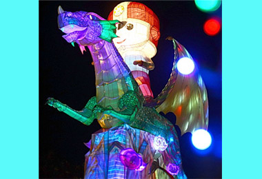 南投花燈鬧元宵 熱絡迎客(圖)