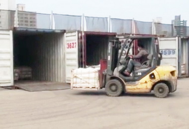 高雄關與海巡署聯手查獲中國石材非法轉運(圖)