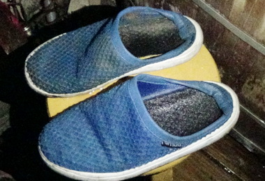 藍白球鞋成警方破案關鍵(圖)