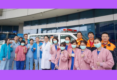 白沙屯媽祖進香童綜合醫院隨隊救護(圖)