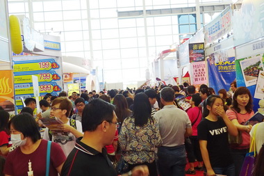國際旅展第三天人潮已突破23萬人次(圖)