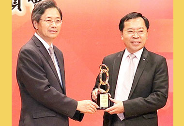 工藝中心獲頒政府服務品質獎(圖)