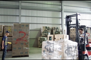 保三總隊高雄關聯合查獲走私管制冷媒(圖)