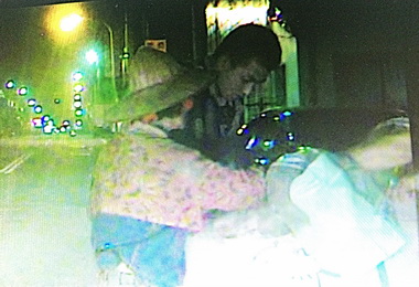 拾荒老婦迷途百里 草屯警方援手(圖)