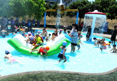 玩水節展開 公所：一起到水里(圖)