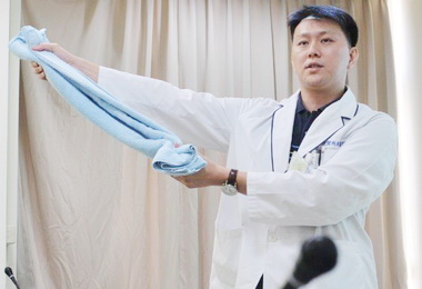 手難舉起肩膀痛 醫師：小心旋轉肌肌腱斷裂(圖)