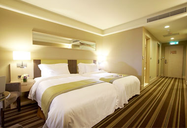 福容飯店推出捕獲野生球星優惠專案(圖)