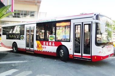 覺民科工幹線全面採低地板公車身障者最愛(圖)