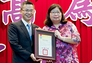 園丁精神灌溉滿園桃李 明道四師獲教育獎(圖)