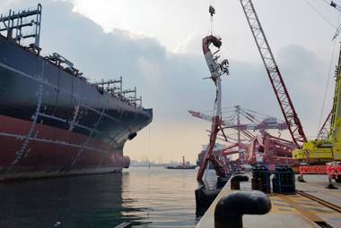 風明輪啟動移泊 順利進塢避風檢修(圖)