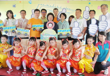 首座療癒藝術公車站  鳥松轉運候車亭啟用(圖)