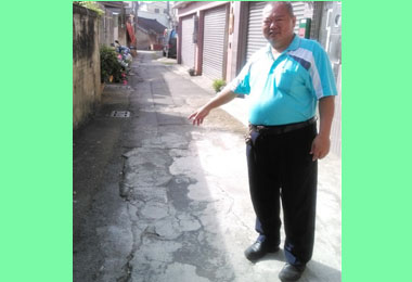 大里多條道路不平 有礙觀瞻(圖)