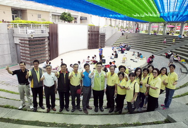 中油大林廠辦親子寫生溫馨同樂(圖)