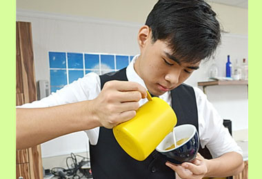 全國咖啡拉花競賽 競爭激烈(圖)