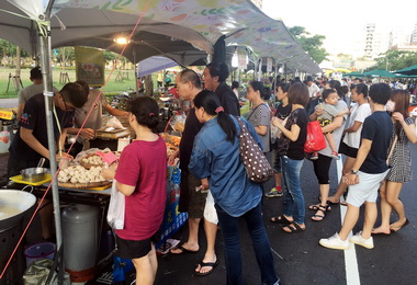 高雄農夫齊聚都市展售新鮮農產(圖)