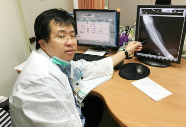 老人易痠痛 當心多發性骨髓瘤(圖)