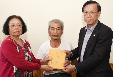 集集鎮民溺斃大峽谷 林明溱慰問(圖)