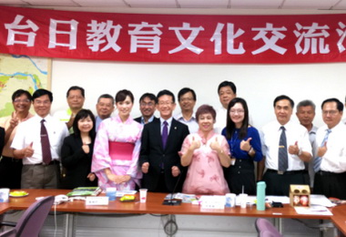 日本群馬縣觀光局訪中市教育局(圖)