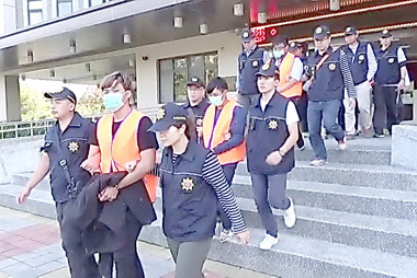 陣頭聚眾鬥毆暴力討債 14人法辦(圖)