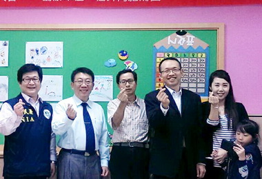 移民署辦理外籍人士在台居停留權益交流(圖)