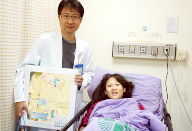 童綜合醫院喜迎元旦寶寶(圖)