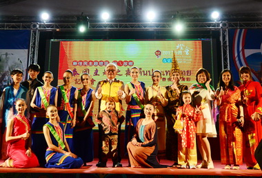 新住民燈區充滿異國風情(圖)