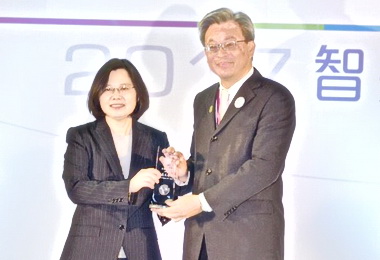 高市推動智慧交通獲智慧城市創新獎(圖)