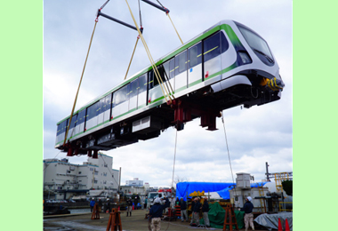 捷運綠線首列電聯車五日抵台中港(圖)