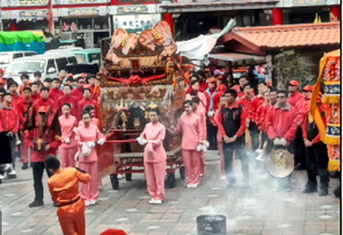 桃園龍德宮媽祖鑾駕進駐清水紫雲巖(圖)