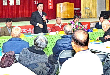 林明溱：假牙補助有錢續辦(圖)