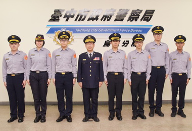 烏日分局辦理初任人員授階(圖)