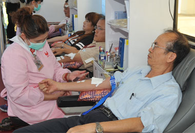 中油熱心公益辦捐血(圖)