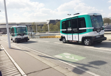 陳菊巴黎參訪評估導入無人駕駛小巴(圖)