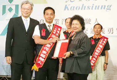 高市優良職業汽車駕駛人選拔開跑(圖)